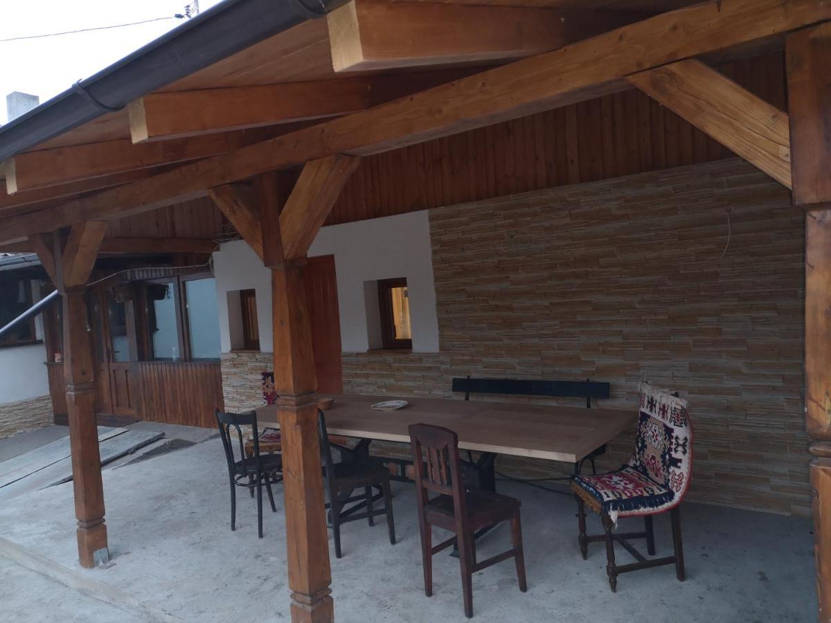 Villa Casa Livada Bunicii Tîrgu Ocna Esterno foto